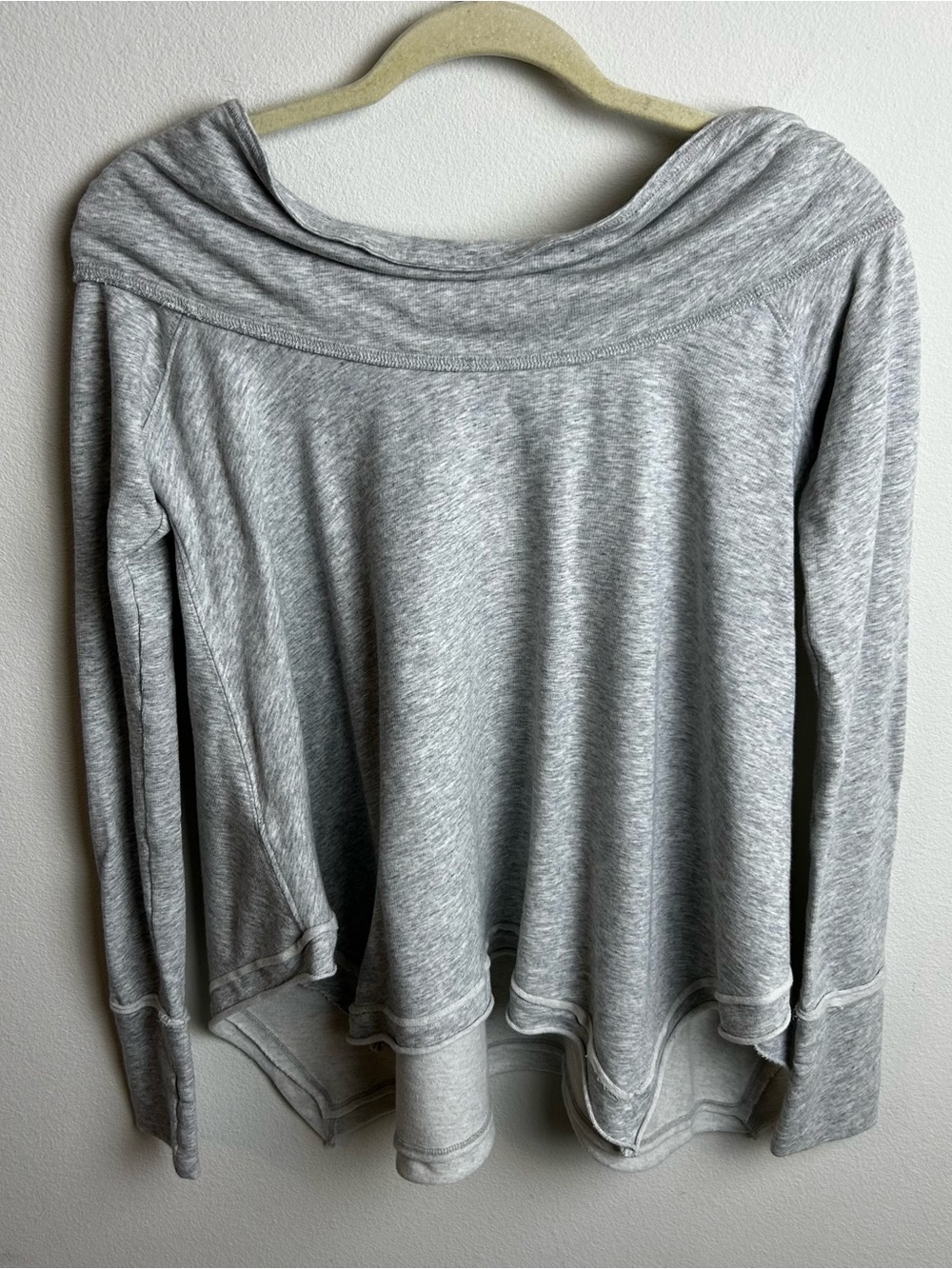 Free People off-the-shoulder boat neck soft Heather gray long sleeve size: S - Picture 9 of 11
